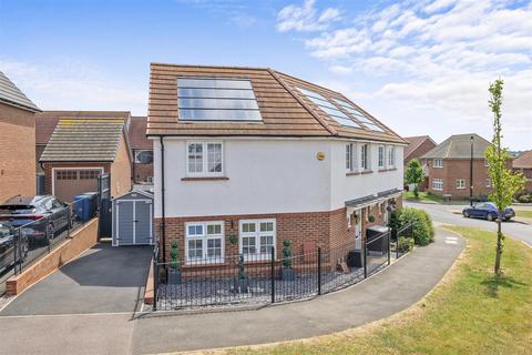 3 bedroom semi-detached house for sale, Manor Road, Kettering NN15