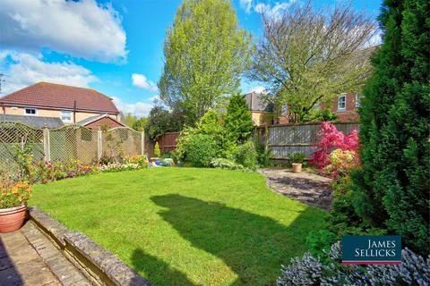 4 bedroom detached house for sale, Badger Close, Fleckney, Leicestershire