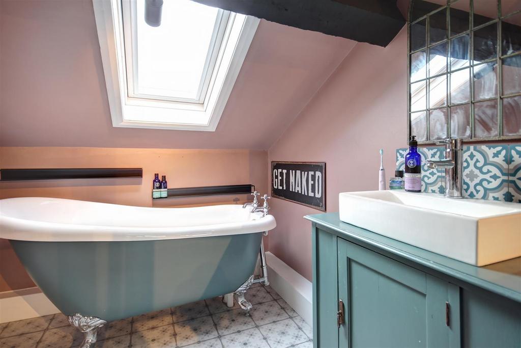 Ensuite