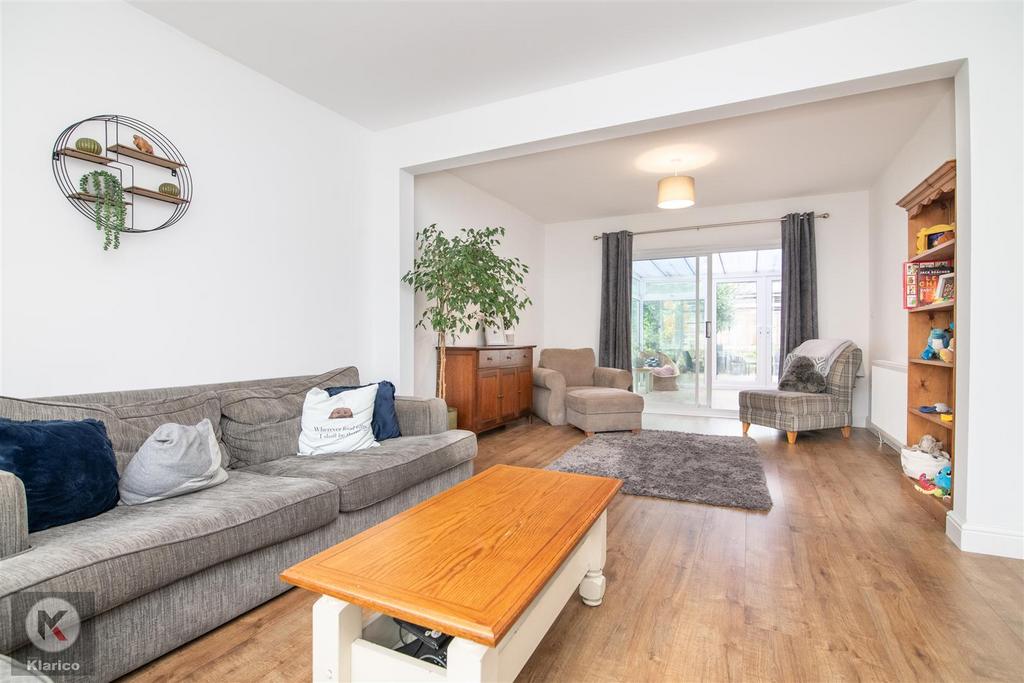 23,Doveridge Road-16.jpg