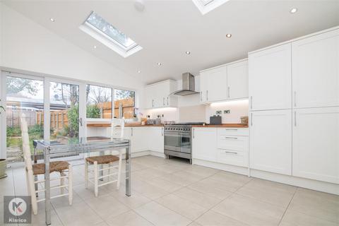 23 Doveridge Road, Birmingham, B28 0LT