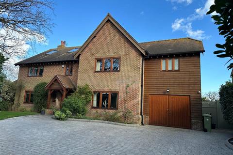 6 bedroom detached house for sale, Turpins Lane, Kirby Cross, Frinton-on-Sea