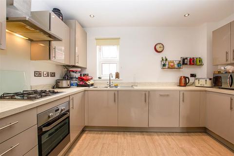2 bedroom flat for sale - Nina Carroll Way, Kettering NN15