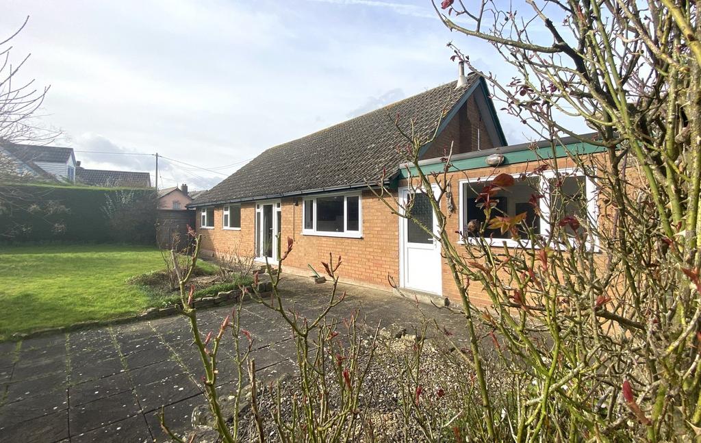 Wacton Lane, Bredenbury, BROMYARD, HR7 3 bed detached bungalow for sale