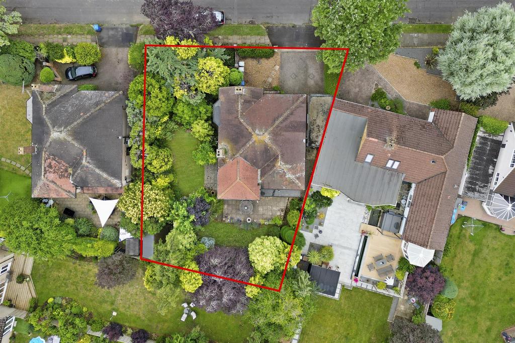 Westleigh Road, Barton Seagrave NN15 4 bed detached house for sale £