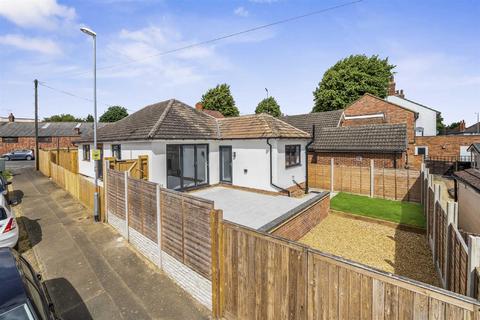 3 bedroom detached bungalow for sale, Hallwood Road, Kettering NN16