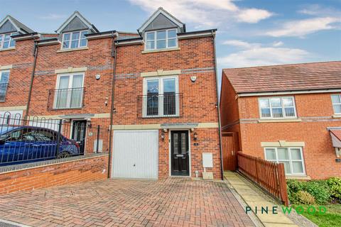 4 bedroom townhouse for sale - Steeple Grange, Chesterfield S41