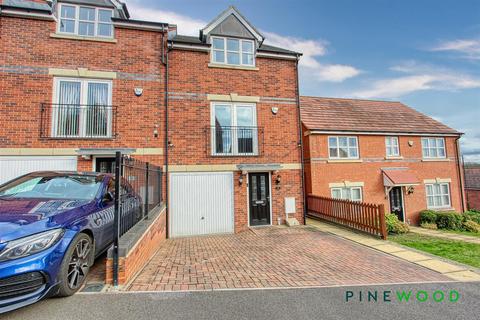 4 bedroom townhouse for sale, Steeple Grange, Chesterfield S41