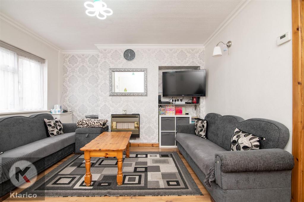 Cowley Road, Birmingham B11 2 bed terraced house for sale £170,000