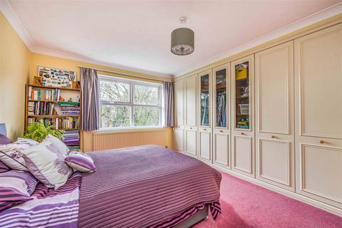 2 bedroom flat for sale, Burton Road, Poole