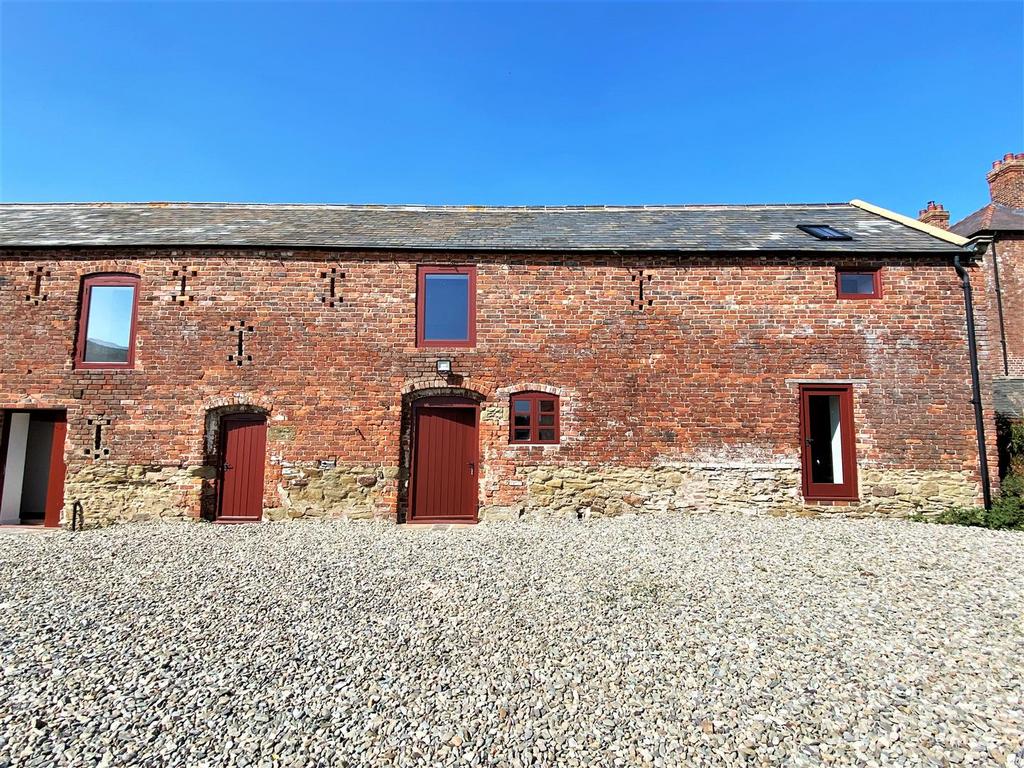 Rock Farm Barns, St Martins, Oswestry 3 bed barn conversion £1,000