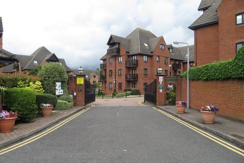 2 bedroom flat to rent - Tudor Lodge, Buckhurst Hill IG9