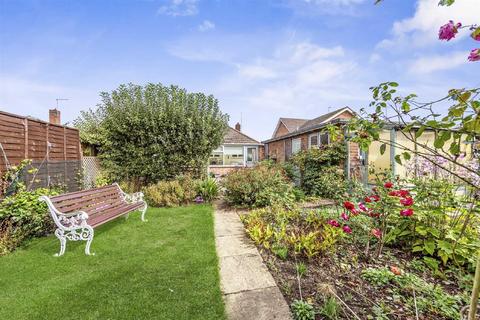 2 bedroom semi-detached bungalow for sale, Windermere Road, Kettering NN16