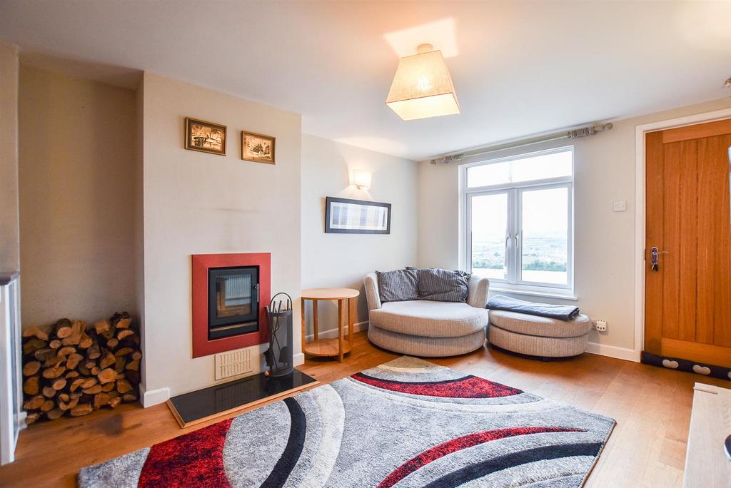 Pilgrims Way, Wouldham 2 bed terraced house for sale £320,000