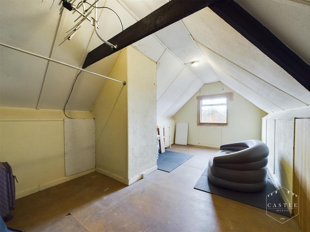 Occasional bedroom or hobbies room