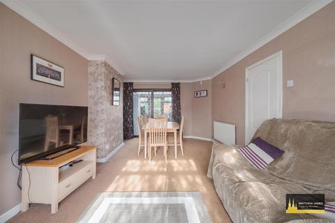3 bedroom terraced house for sale, Potters Green Road, Coventry, *3 Bed And Loft Room*