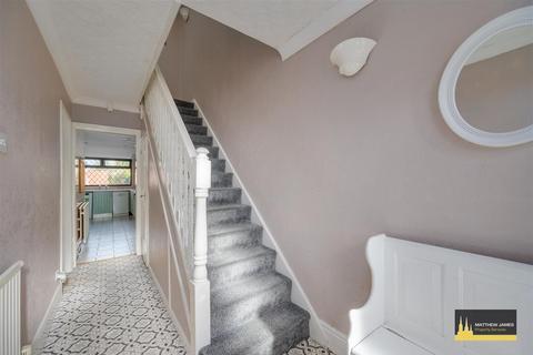 3 bedroom terraced house for sale - Potters Green Road, Coventry, *3 Bed And Loft Room*