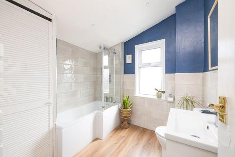 27 Hebron Road, Bristol, BS3 3AD