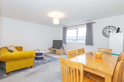 2 bedroom flat for sale, Northcourt Road, Worthing