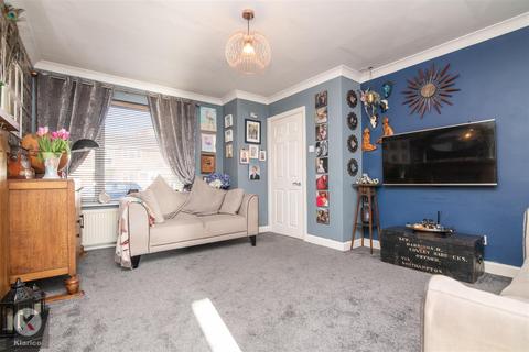 3 bedroom end of terrace house for sale, Nethercote Gardens, Solihull B90