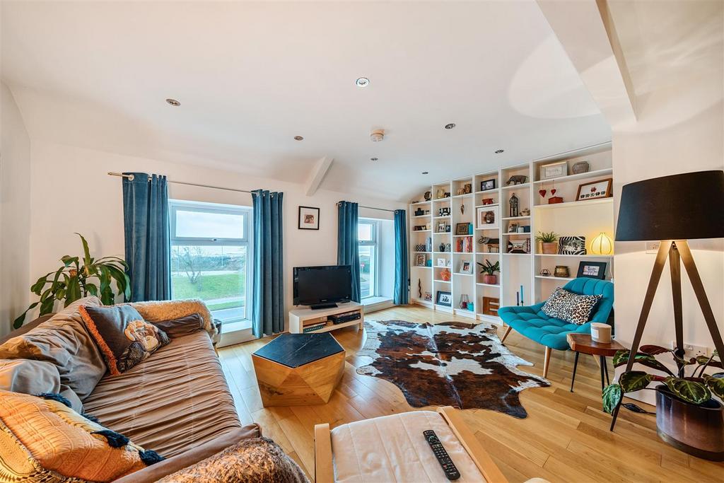 Pearl Court Oystermouth Road, Swansea 1 bed apartment for sale £145,000