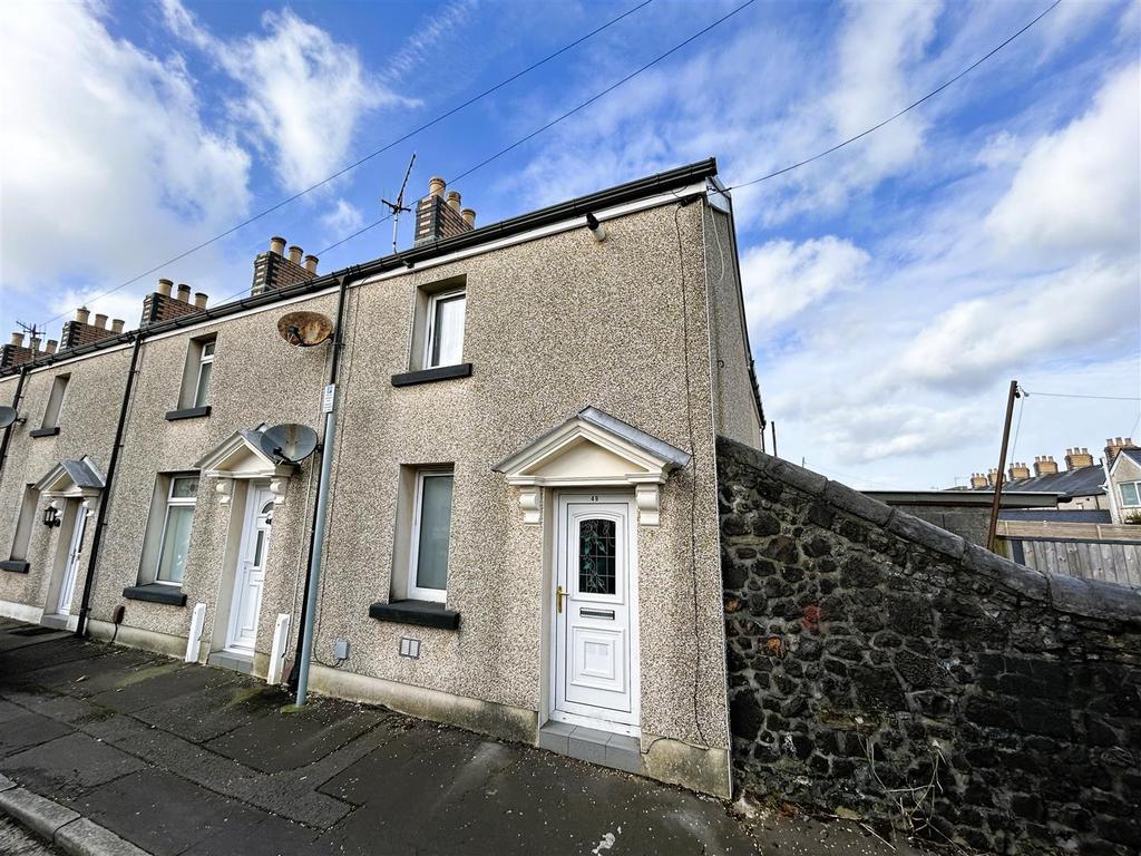 Vivian Street, Hafod, Swansea 3 bed end of terrace house for sale £
