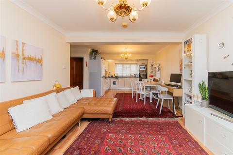 2 bedroom flat for sale, Lee Road, Mill Hill