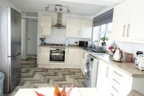 12 Harmby Close, Skellow, Doncaster, DN6 8PA