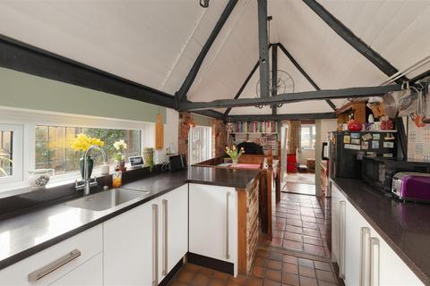 2 bedroom cottage for sale, Church Lane, Chislet, Canterbury