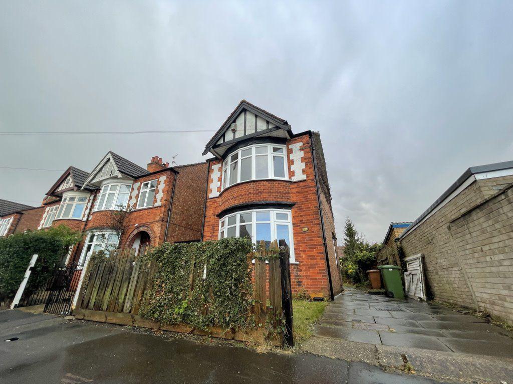 Cecil Road, Peterborough, PE1 3PU 3 bed detached house £1,095 pcm (£
