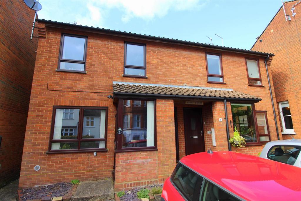 Penny Court, Worley Road, St Albans 1 bed £1,250 pcm (£288 pw)