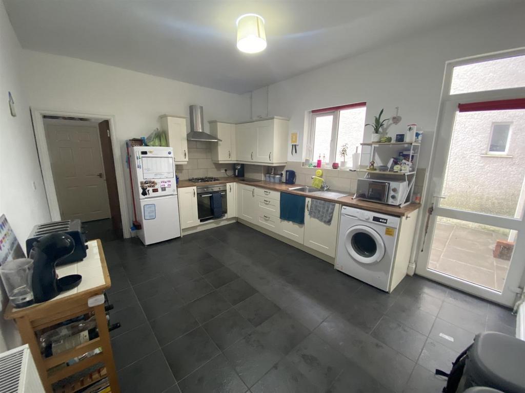 Coldstream Street, Llanelli 3 bed block of apartments for sale £179,995
