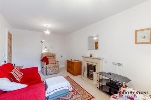 1 bedroom flat for sale, Bailey Court, New Writtle Street, Chelmsford