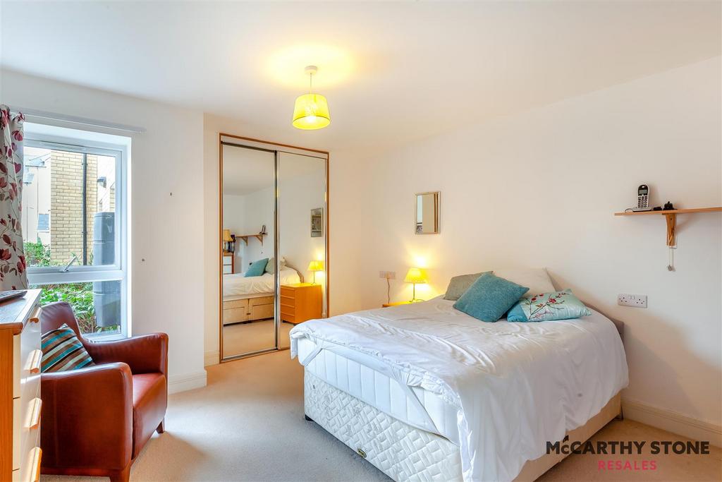 8585174-interior05.jpg