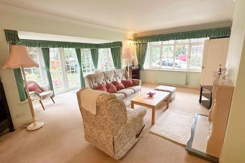 2 Chartwell Drive, Sutton Coldfield, B74 4NT