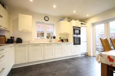 9 Beech Tree Close, Great Bookham, Leatherhead, KT23 4FB
