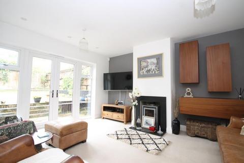 9 Beech Tree Close, Great Bookham, Leatherhead, KT23 4FB