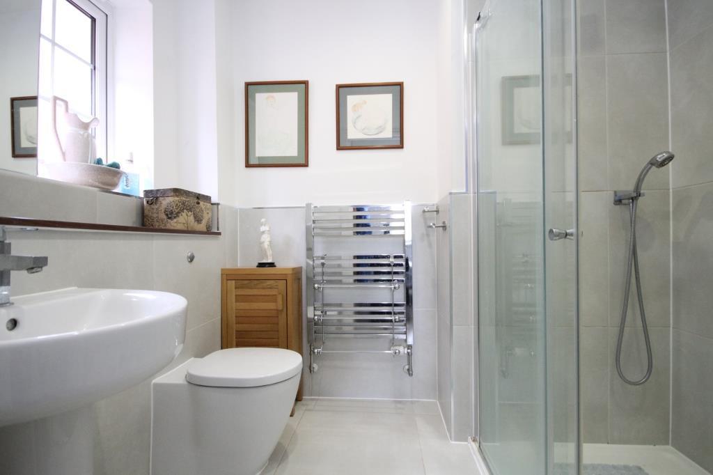 .ensuite IMG 7304.JPG