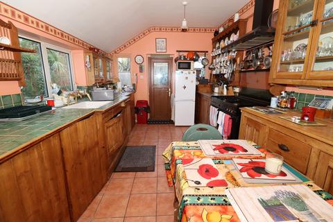 6 bedroom terraced house for sale, Wickham Avenue, Bexhill-on-Sea, TN39