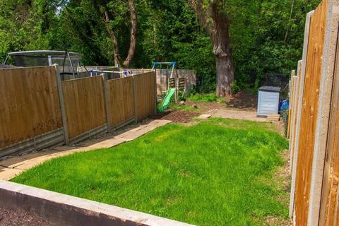 39 Stevenson Road, Hedgerley, Slough, SL2 3YD