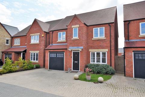 4 bedroom detached house for sale, Ludlow Road, Bicester