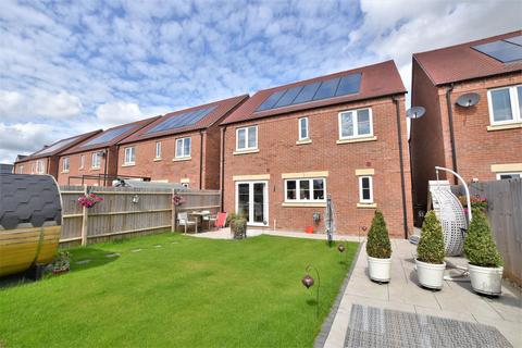 4 bedroom detached house for sale, Ludlow Road, Bicester