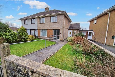 14 Heol Las, Pencoed, Bridgend, CF35 6YW