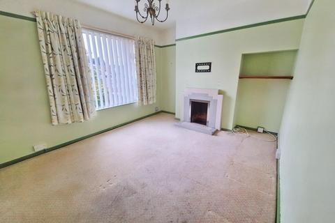 14 Heol Las, Pencoed, Bridgend, CF35 6YW