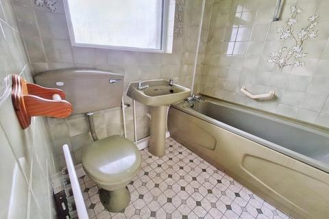 14 Heol Las, Pencoed, Bridgend, CF35 6YW