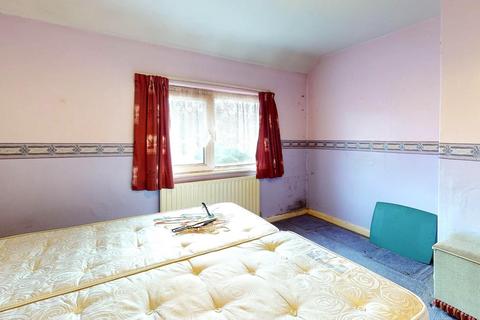 60 The Oval, Otley, LS21 2EE
