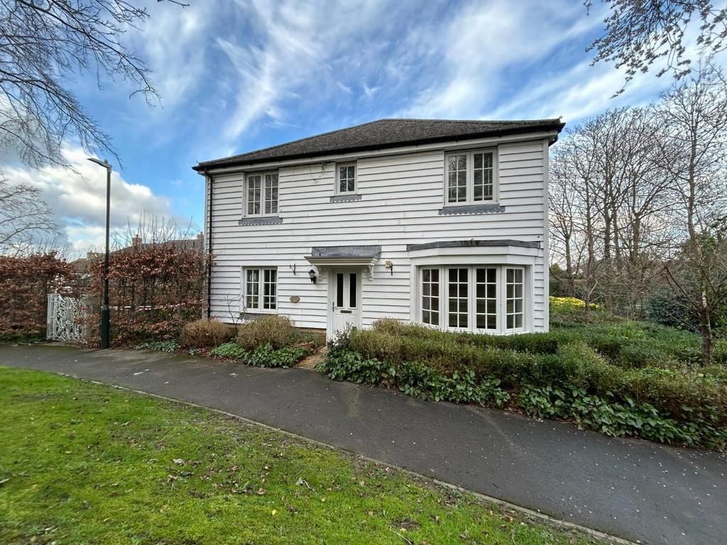 TENTERDEN 3 bed end of terrace house for sale £400,000