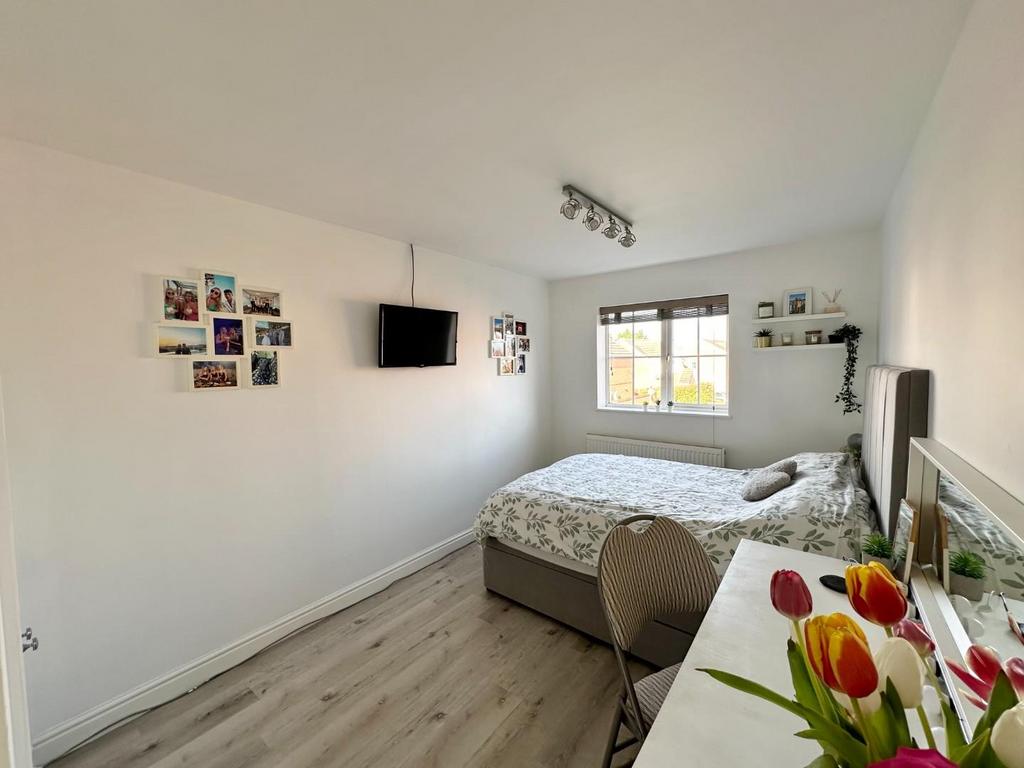 Bedroom 2.jpg