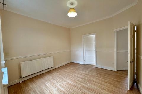 3 bedroom terraced house for sale, Ruskin Road, Kingsthorpe, Northampton NN2