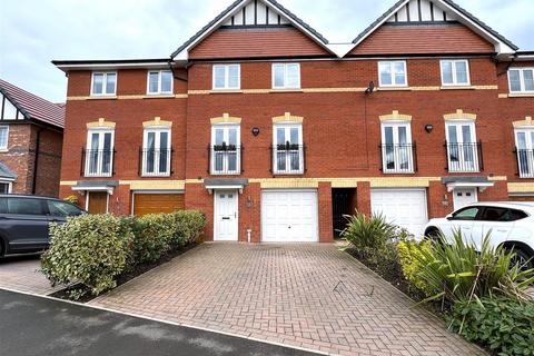 4 bedroom townhouse for sale, Stable Croft Road, Eaton, Congleton